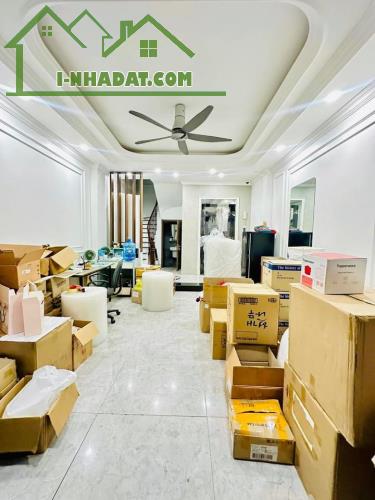 Nhà ĐẸP Ở Ngay - Thang Máy - Hoàng Cầu - Đống Đa : 50m2/7 tầng /4,1mMT*bán 14,2tỷ - 4