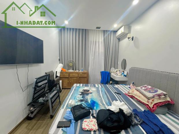 Cực độc! Bán nhà Ngọc Thụy - 2 mặt ngõ ô tô tránh kinh doanh - 50m2*3T*3.5m - 350m tới chợ - 1