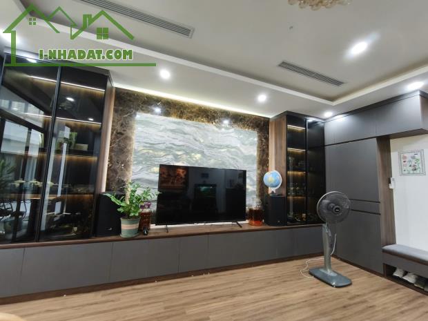 6 Tầng Thang Máy Phố Đốc Ngữ, Kinh Doanh 63m2, Mặt Tiền 5.5m