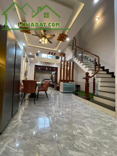 MTKD 3 tầng Đường số 21 P.Hiệp Bình Phước Tp.Thủ Đức DT 105m2(5.1x22) Hiếm chỉ  8,xTỷ - 1