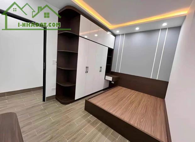 Nhà SHR Gần Chợ Bình Chánh (100m2) 1 Trệt 1 Lầu Giá 1Tỷ50Triệu LH: 0939218247 - 3