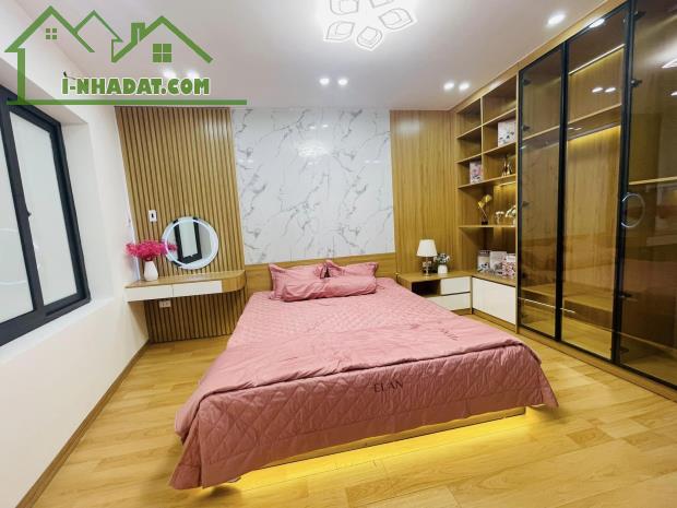 ✳️Nhỉnh 3 tỷ Bán Nhà Ngõ Quỳnh 40M2 4T MT 6M, Chỉ 3.6 Tỷ Mặt Ngõ Kinh doanh 3 bước ra