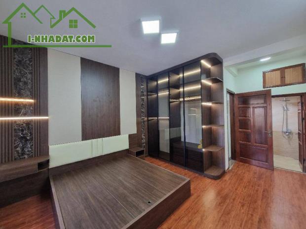 HIẾM TRONG TẦM GIÁ - PHÂN LÔ - VIEW HỒ - NHÀ MỚI FULL NỘI THẤT - BÁN NHÀ NGỌC THỤY - 30MX - 3