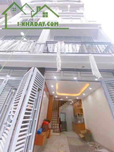 Bán nhà Đồng Mai4T30m2, Ôtô đỗ cạnh, ngay chợ, cây xăng Cổ Bản, 5p ra Bx Yên Nghĩa