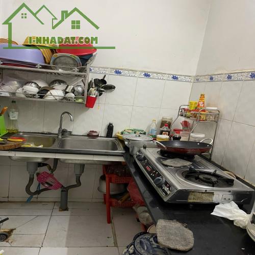 Bán nhà đường ô tô thông _ Sổ hồng riêg đường Tăng Nhơn Phú, Quận 9 _ 3 tầng 2 pn 2 wc _ C - 3