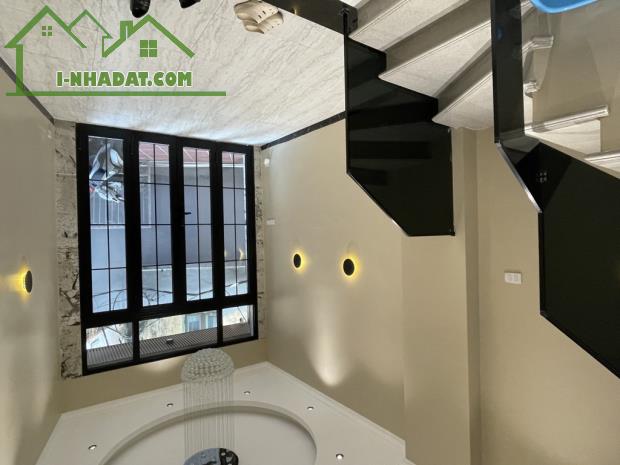 BÁN NHÀ PHỐ LÒ ĐÚC, HOÀN KIẾM, 20M RA MẶT PHỐ, TẶNG TOÀN BỘ NỘI THẤT, 50M2 x 5T GIÁ 14,2TỶ