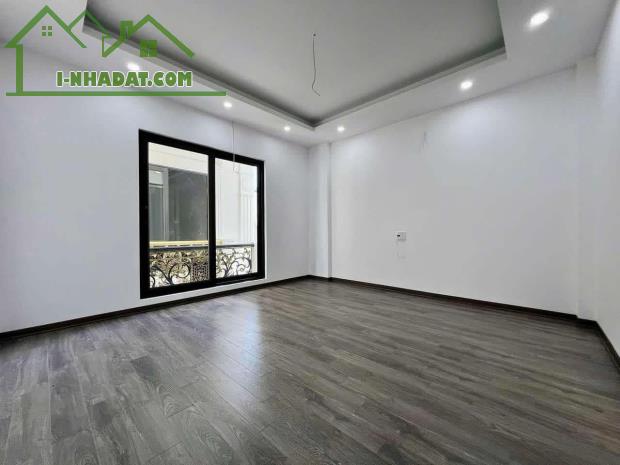 Nhà Mới Phân Lô 33m2 Phố Phan Kế Bính, Ba Đình.