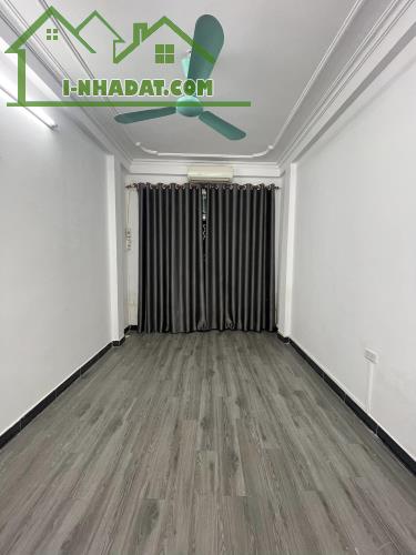 ✳️Nhỉnh 4 tỷ Bán Nhà Trại Cá 28 M2 4T MT 3 M, Chỉ 5.2 Tỷ Mặt Ngõ Kinh doanh 3 bước ra - 2