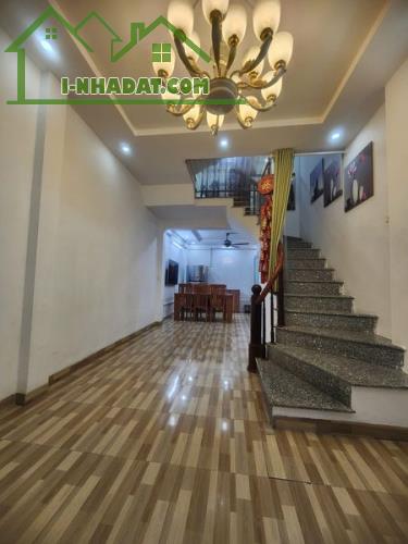 NHÀ ĐẸP MIỄN CHÊ - 35M², 4 TẦNG - FULL NỘI THẤT - Ô TÔ ĐỖ CỬA - NGAY KĐT ĐÔ NGHĨA - BẾN XE - 2