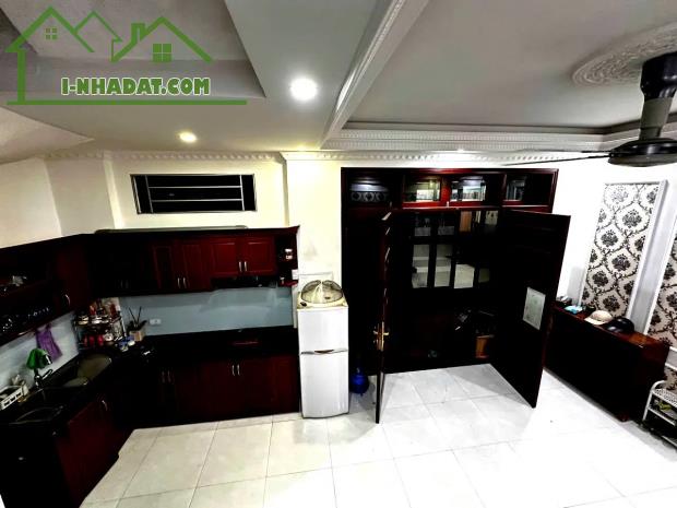 BÁN NHÀ PHỐ ĐÀM QUANG TRUNG, 30M2,5 TẦNG, MẶT TIỀN 5M, 5 TỶ. Ô TÔ QUA. - 1