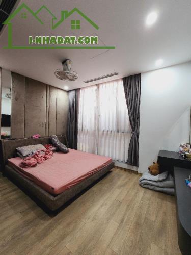BÁN NHÀ TÔN THẤT TÙNG 43M2 x 6 TẦNG x 9 PHÒNG, DÒNG TIỀN 30TR/THÁNG, NGÕ THÔNG, NHỈNH 6 TỶ