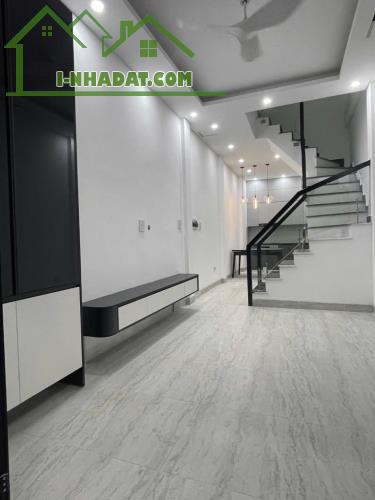 PHỐ HỒ ĐẮC Di - KHU QUÂN ĐỘI, TT NAM ĐỒNG - TIỆN ÍCH NGẬP TRÀN - DT 35M2.