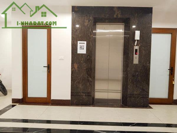 TÒA CĂN HỘ DỊCH VỤ, NGÕ 38, XUÂN LA- KD- THANG MÁY: 85M X7T, MT 5,5M, GIÁ 19 TỶ. - 4