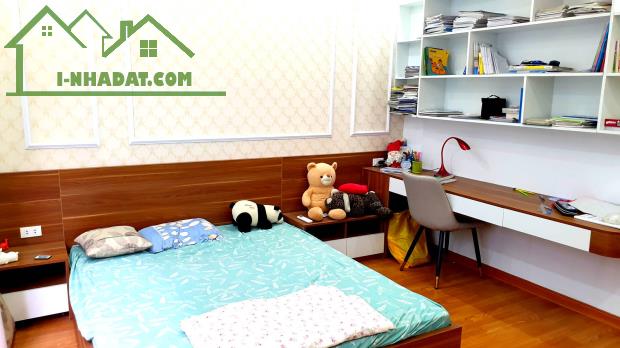 Nhà ngõ ô tô Nguyễn Ngọc Nại 64m2 khu cán bộ giá chỉ 12.9 tỷ - 2