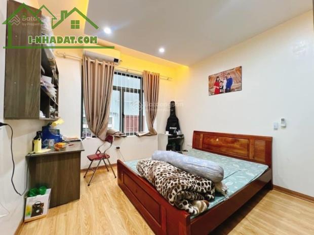 Siêu đẹp nhà Kim Giang - ô tô - kinh doanh - ngõ thông - 40m2 giá 6 tỷ - 3