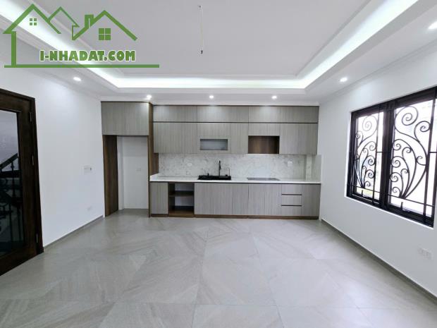 Bán nhà Phân lô Giải Phóng 94m 8 thang máy, Kinh doanh VP Ôtô tránh –Giá 29 tỷ_ 0795986686 - 2