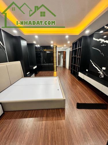 BÁN NHÀ ĐẸP 6 TẦNG - THANG MÁY - Ô TÔ VÀO TẬN NHÀ - Ở VÀ KINH DOANH HOÀN HẢO 🚗🏢 - 4