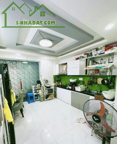 Bán Nhà Hẻm Ô Tô - Hoàng Hoa Thám - Quận Bình Thạnh - 60m2 - 4Tầng - Chỉ Nhỉnh 11Tỷ .