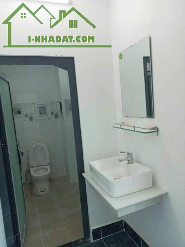 Nhà 1 lầu 1 trệt ngày trường cấp 1 Hóa An 2.1 tỷ/64 m2 - 4