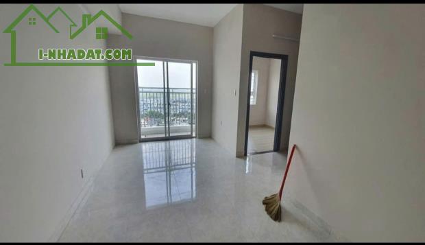 Kẹt tiền bán lỗ căn hộ trung tâm Q2, 2PN 55m2. View đẹp. 1,7 tỷ full thuế phí - 4