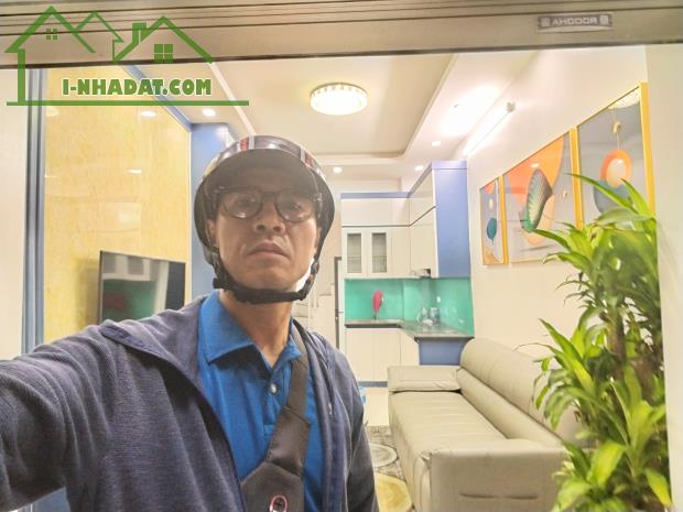 BÁN NHÀ NGÕ RỘNG NGÁCH NÔNG PHỐ TÂY SƠN, PHẢI NHANH MỚI KỊP - NGÕ 3M VF3 ĐỖ CỬA. DT 32m2 - 4