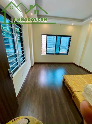 Bán nhà đẹp, Lô Góc, 56m2, 5 tầng, Ở ngay, Ngô Gia Tự, Long Biên, nhỉnh 5 tỷ - 1