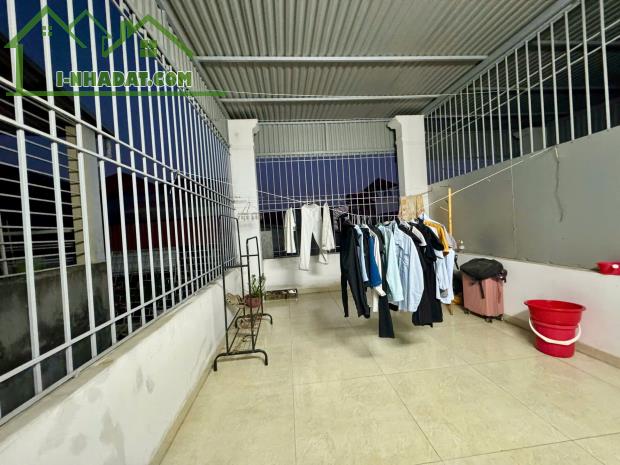 Bán nhà đẹp, Lô Góc, 56m2, 5 tầng, Ở ngay, Ngô Gia Tự, Long Biên, nhỉnh 5 tỷ