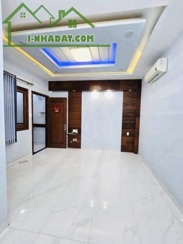 NHÀ SÁT MẶT TIỀN HỒ THỊ KỶ QUẬN 10, HẺM XE HƠI 52M2, NGANG 4M, 4 TẦNG, 4PN, NHỈNH 11 TỶ - 3