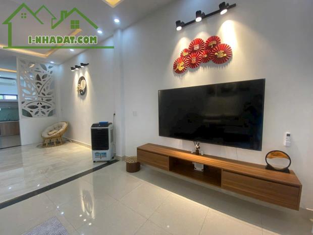 NHÀ ĐẸP Ở NGAY- ĐƯỜNG CHẾ VIẾT TẤN- HÒA XUÂN VÍP ĐÀ NẴNG-100M2- GIÁ CHỈ 4TY7.