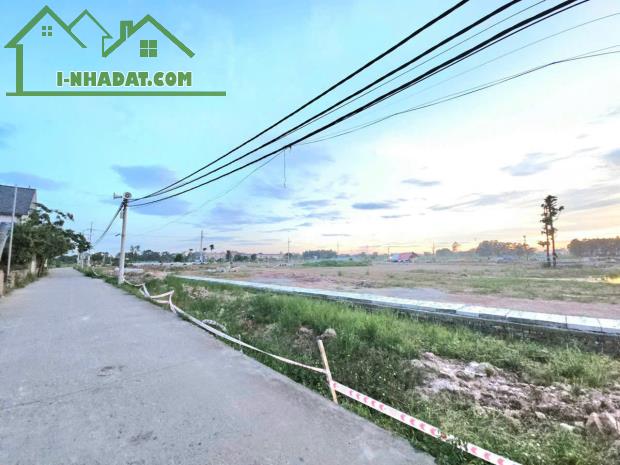 Bán 68m2 đất Full thổ cư Đông Lai, Quang Tiến ô tô đỗ đất giá 2 tỷ - 2