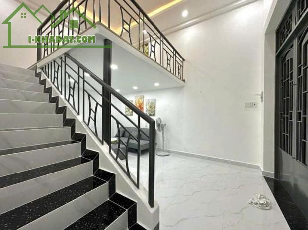 Nhà ngon Huỳnh Tấn Phát, Quận 7, gần 40 M2, 2 tầng , nhỉnh 4 Tỷ - 1