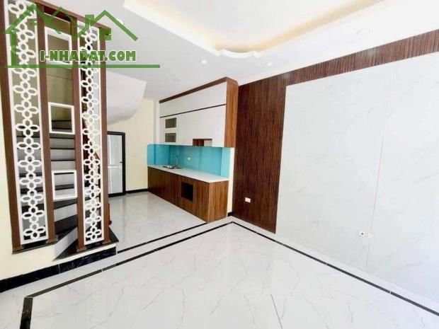 Bán nhà Kim Chung, Hoài Đức 30m2. Nhà đơn lập, ngõ Ôtô đỗ cửa. Cách 170m đến Tỉnh Lộ 422B - 2