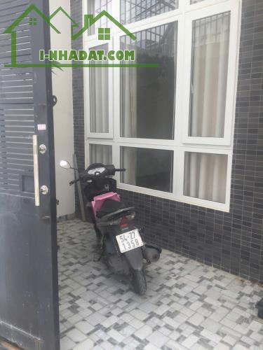 CHÍNH CHỦ NHIỆT BÁN NHÀ HẺM MT HẺM 6M HẠ GIÁ 300 TRIỆU CÒN 5.5 TỶ TL - 1