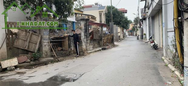 Bán đất Trâu Quỳ -TDP Bình Minh 80m2 mtien 4.2m đường nhựa 5m thông. 0982852808 - 3