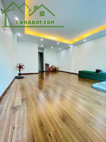 Bán nhà Sơn Tây, Ba Đình, dt 52m, 5 tầng thang máy, ngõ thông, gần phố. Giá 12.7 tỷ - 3