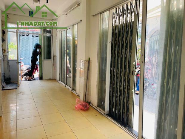 NHÀ LÔ GÓC 2 MẶT TIỀN XE TẢI NGAY CHỢ - KINH DOANH BUÔN BÁN ĐỈNH - 23M² - GIÁ 3.7 TỶ - 3