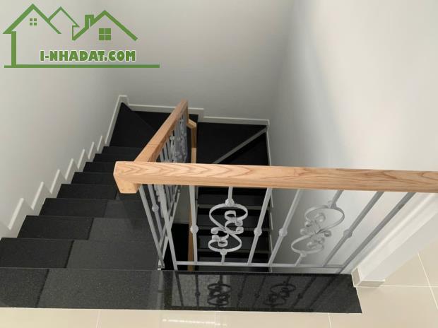 NHÀ LINH TRUNG, HẺM XE HƠI,  SÁT HOÀNG DIỆU 2, 84M2 (4.4×19)M, 3 TẦNG, CHỈ 9 TỶ. - 2