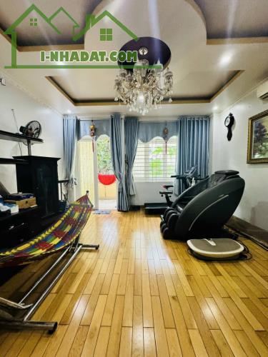 🏠Cho Thuê Nhà Mặt Tiền 4 Tầng, 100m2 , Đường Số 3 khu Himlam Trường Thọ Thủ Đức - 4