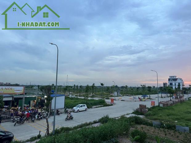 SIÊU PHẨM   CC EM CẦN BÁN NGAY 01 lô chợ gỗ chắc - PHÙ KHÊ- TỪ SƠN - BẮC NINH
 giá chỉ - 1