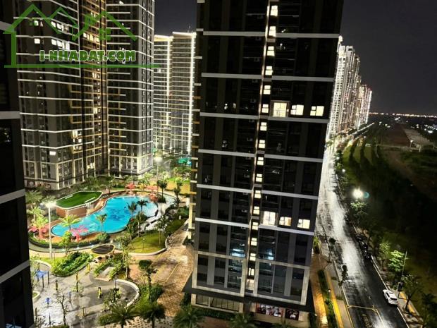 Cho Thuê Căn Hộ Vinhome Grand Park Phân khu Bevely Solari Tropical BS9 - 1