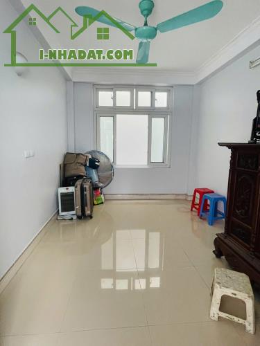 Bán nhà phố Quỳnh Mai, Hai Bà Trưng, ô tô tránh, kinh doanh, 4 tầng 51m2 giá 15.8 tỷ - 3