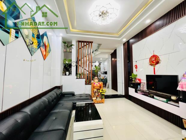 NHÀ MỚI HOÀNG DIỆU THÔNG TỨ HƯỚNG - 50M2 X 3 TẦNG CHỈ NHỈNH 3 TỶ