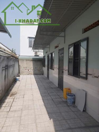 Hàng Ngộp Siêu Phẩm bán nhanh dãy trọ ở KCN Tây bắc Củ Chi 188m2 Sổ Hồng Riêng 700trieu - 1