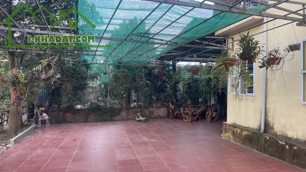 Bán khuôn viên 3000m2 có 400m2 đất ở, tại xã Tân Vinh,Lương Sơn,Hòa Bình Lô đất chỉ cách t - 2