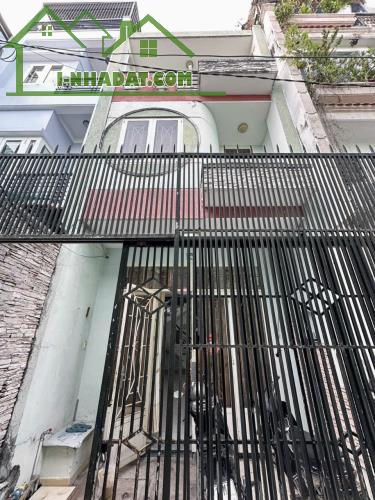 SIÊU PHẨM CMT8, QUẬN 10 - 73m2 - ngang 4 nở hậu - 4 Tầng  - HXH cách 20m - Chỉ 8,2 Tỷ