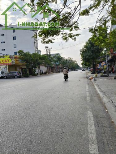 Bán lô đất 122.5 M mặt đường Ngô Gia Tự Hải An