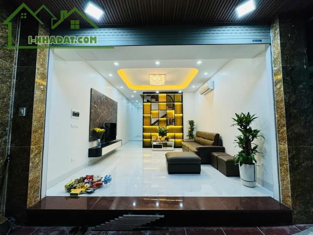 CỰC HIẾM NGUYỄN NGỌC NẠI, GẦN PHỐ, 6 NGỦ CHO THUÊ, FULL NỘI THẤT, 55MX4T.