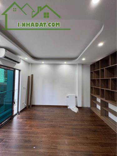 Bán nhà riêng Sơn Đồng, Hoài Đức 30m2. Lô góc 5 tầng Ôtô đỗ cửa. Cách 120m đến chợ Yên Bệ - 4