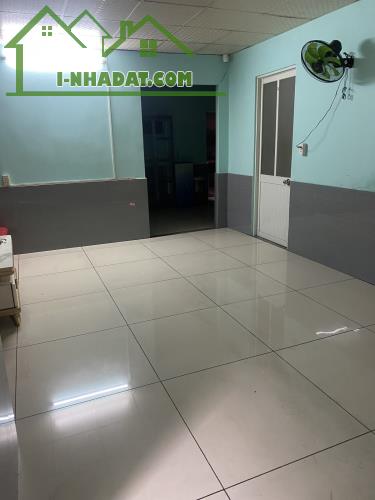 Bán Nhà 2 Tầng Linh Xuân, Diện Tích Khủng 71m², 4 Phòng Ngủ, Giá Chỉ 4.8 Tỷ! - 1