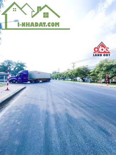 Bán nhà xưởng cực hiếm KCN Trảng Bom, Đồng Nai, 4000m2, giá 13 tỷ 500.